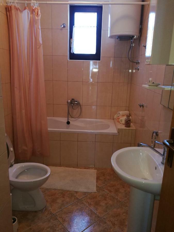 Apartman Ban Brodarica  Exterior photo